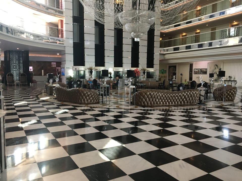 Lobby Hotel Delphin Imperial