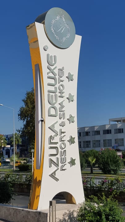 Fünf Sterne Azura Deluxe Resort & Spa Hotel