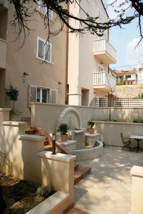 Exterior Grand Hotel Dramalj