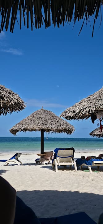 Strand Hotel Kiwengwa Beach Resort