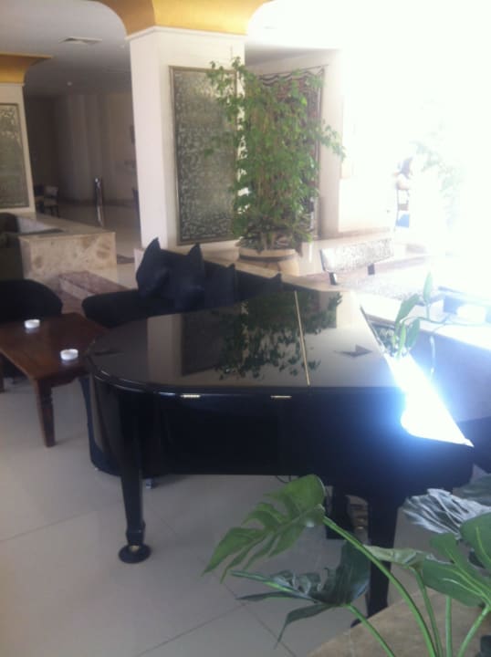 Lobby SUNRISE Cardina Resort