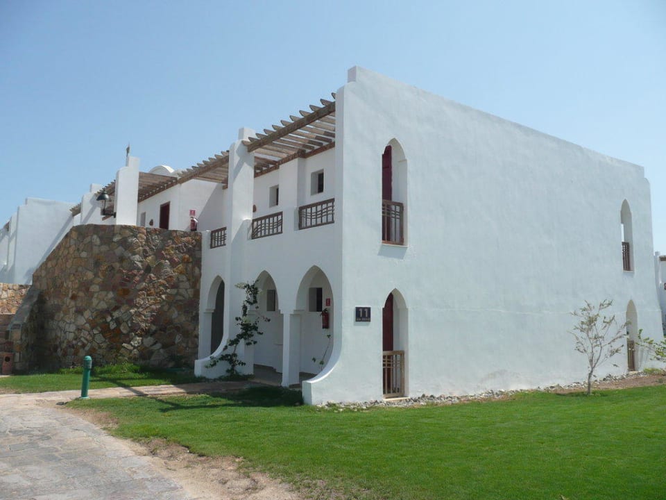 Wohnblock Hotel Gorgonia Beach Resort