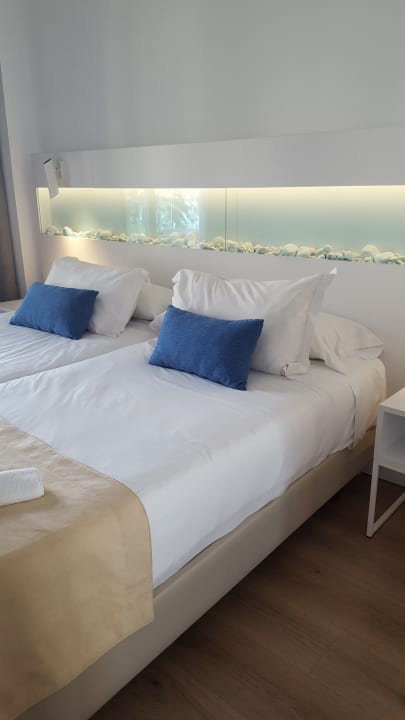 Zimmer Hotel Metropolitan Playa