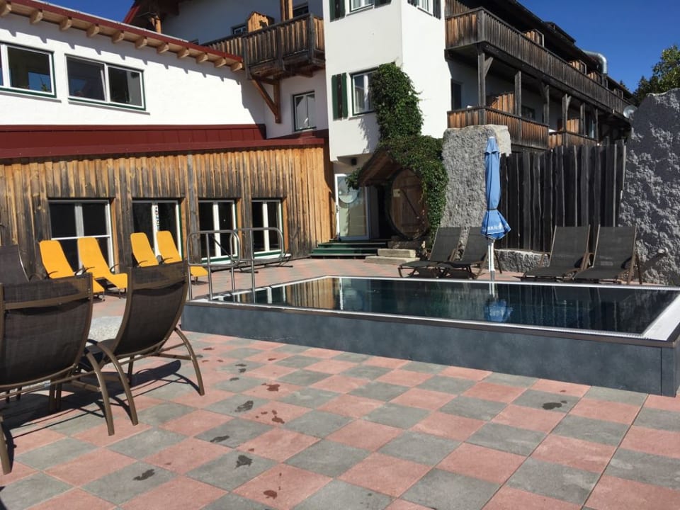 Pool 1. Bier & Wohlfühlhotel Gut Riedelsbach