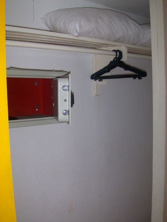 grandioser Kleiderschrank Starfish Cuatro Palmas