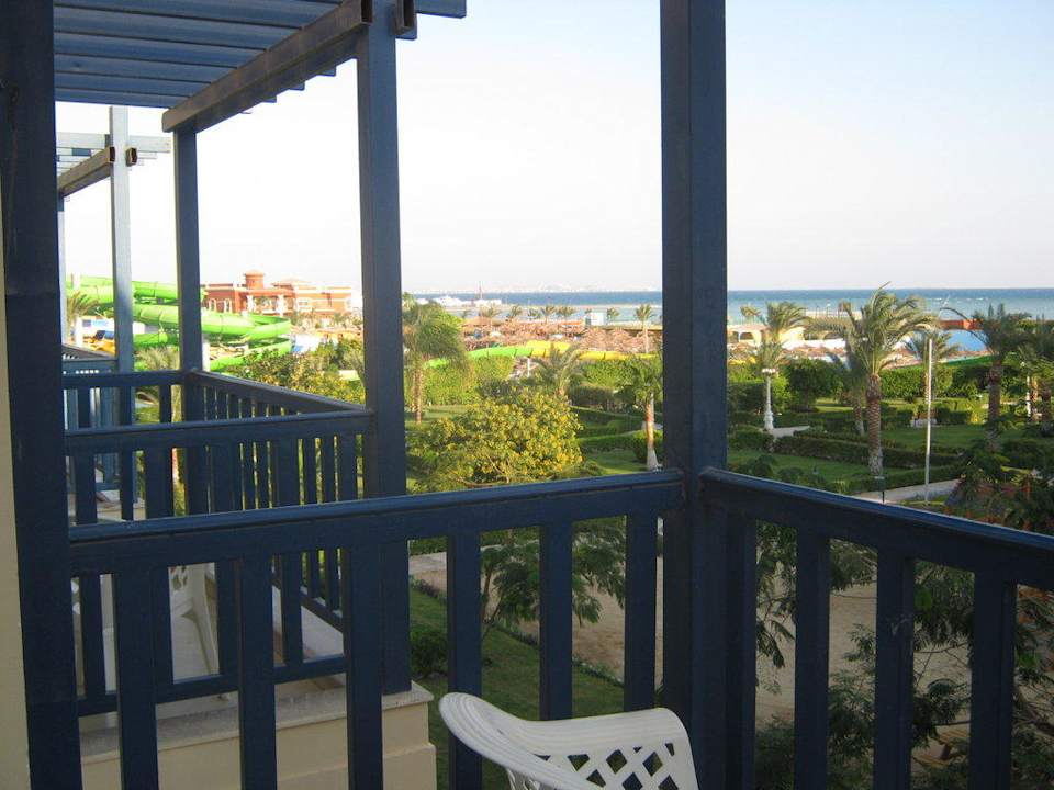 Taras Titanic Beach Spa & Aqua Park