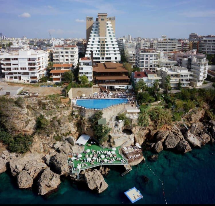 Außenansicht Ramada Plaza by Wyndham Antalya