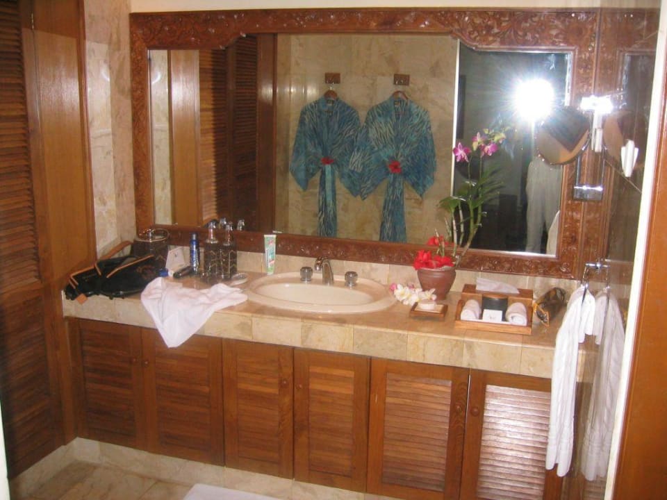 badezimmer Hotel Matahari Beach Resort & Spa