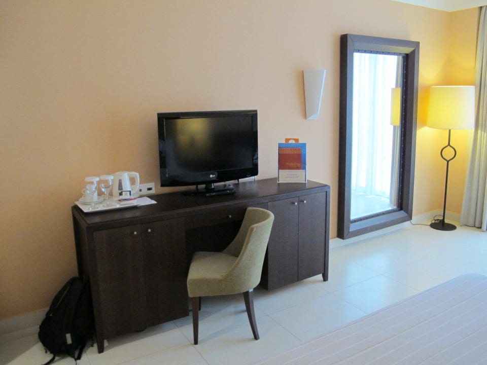 Großer Spiegel Atlantica Belvedere Resort