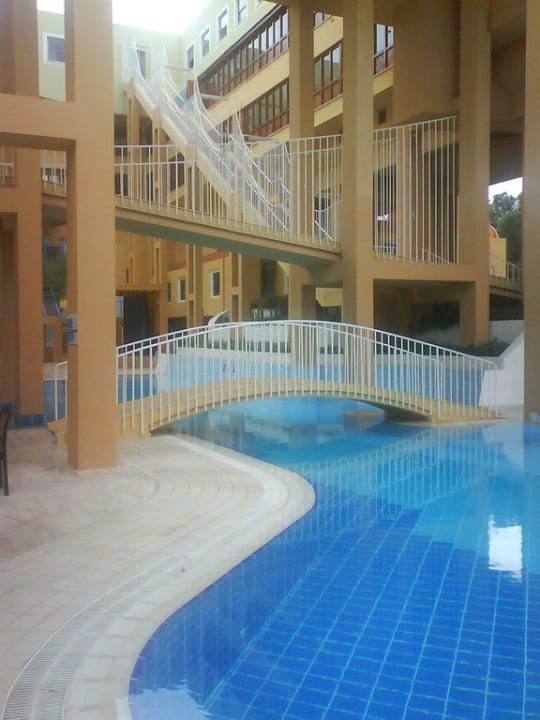 Pool aus Richtung Bar Asteria Collection Side