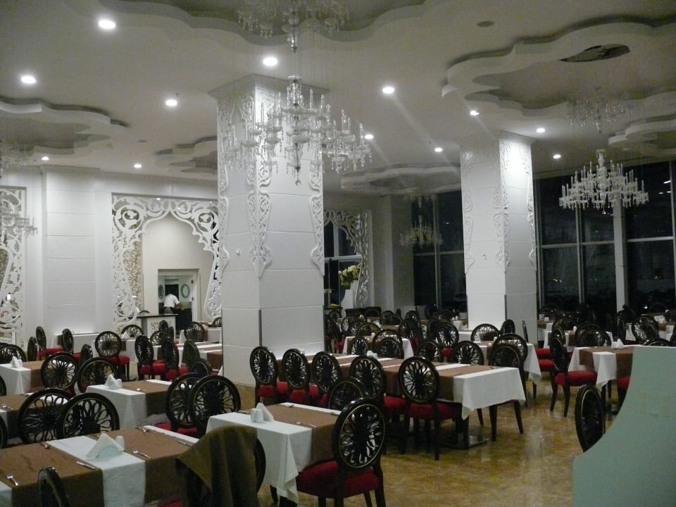 Restaurant innen Q Premium Resort