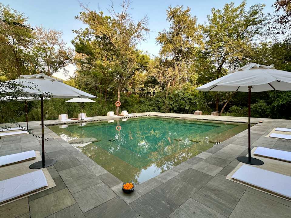 Pool Hotel Aman-I-Khás