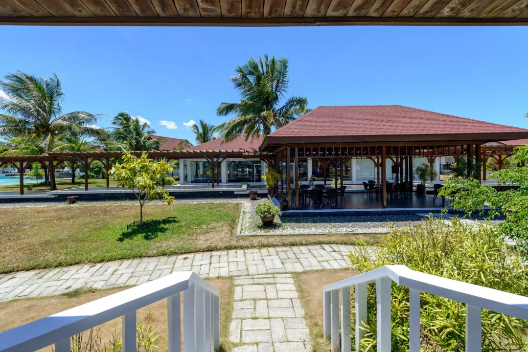 Lobby und Restaurant Hotel Anhawan Beach Resort & Spa