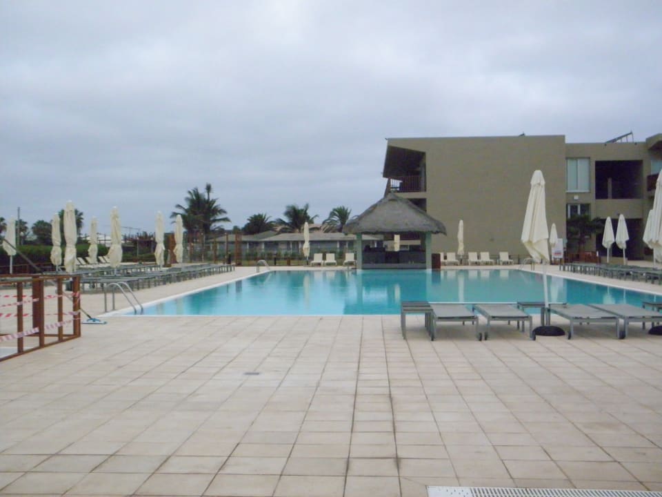 Pool Oasis Salinas Sea