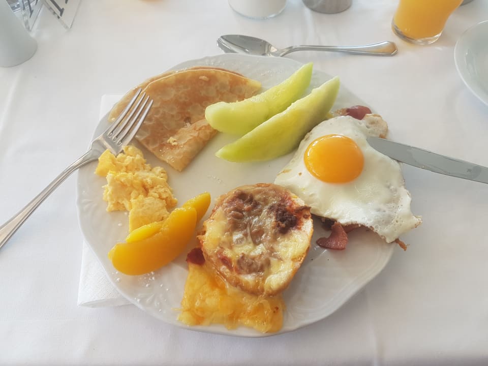 Restaurant Alexander Beach Hotel & Village Resort