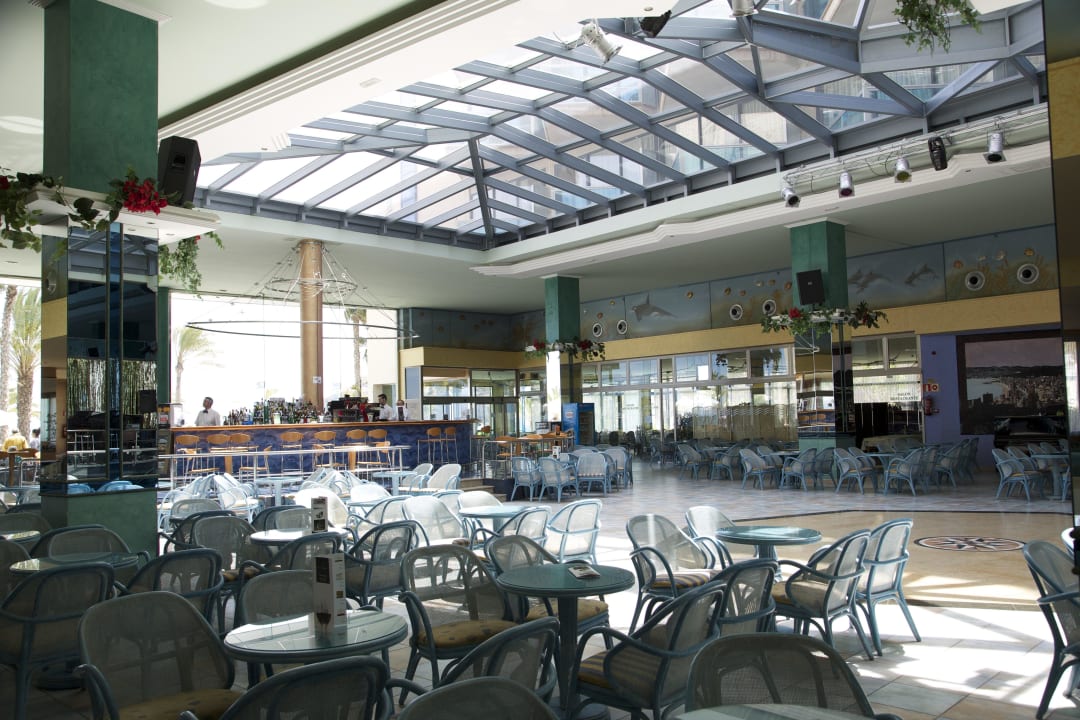 Bar und Veranstaltungsaal Hotel Kaktus Albir