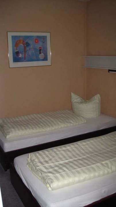 Betten im Zimmer PLAZA INN stays design Dortmund