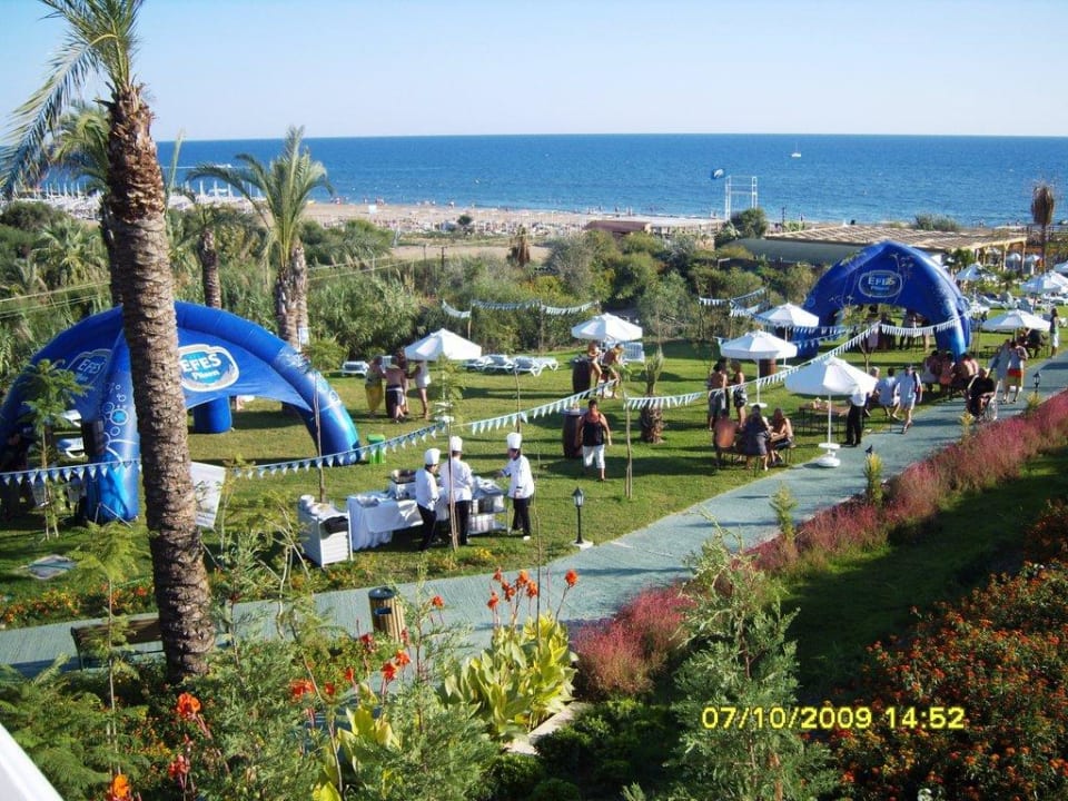 "Oktoberfest" Royal Atlantis Spa & Resort