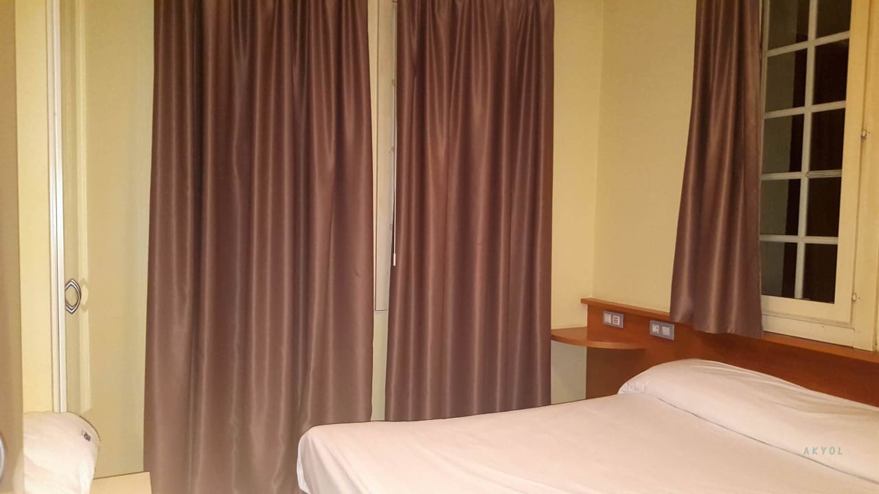 Zimmer und deren Ausstattung Hotel Talasoterapia Zelai