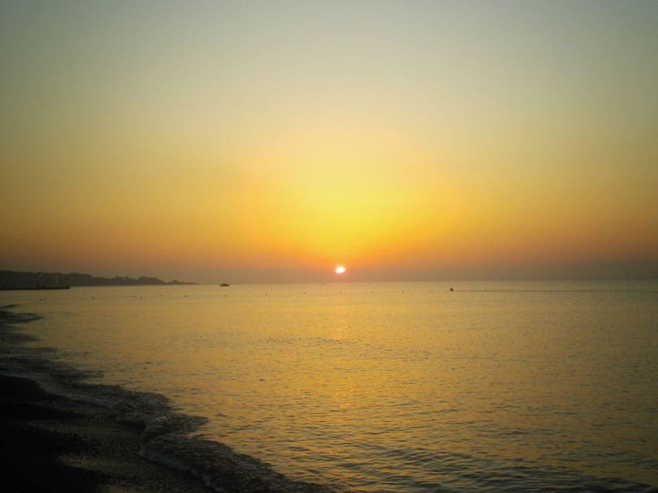 Sonnenaufgang Esperides Beach Resort