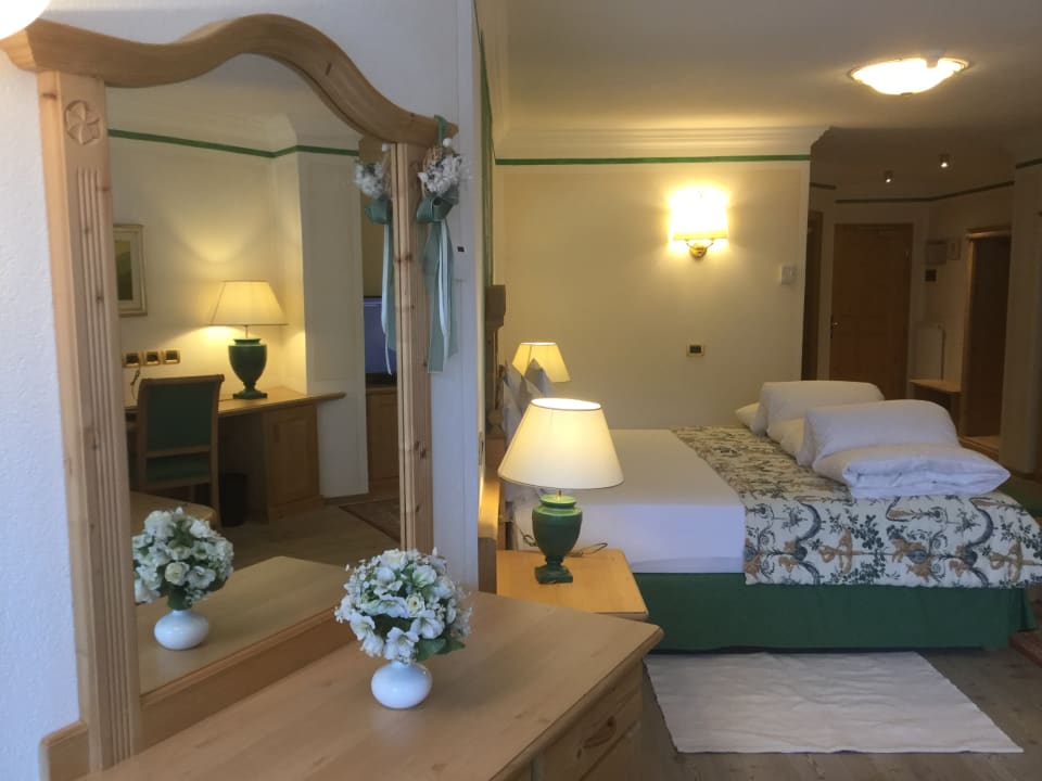 Zimmer Hotel Sassongher