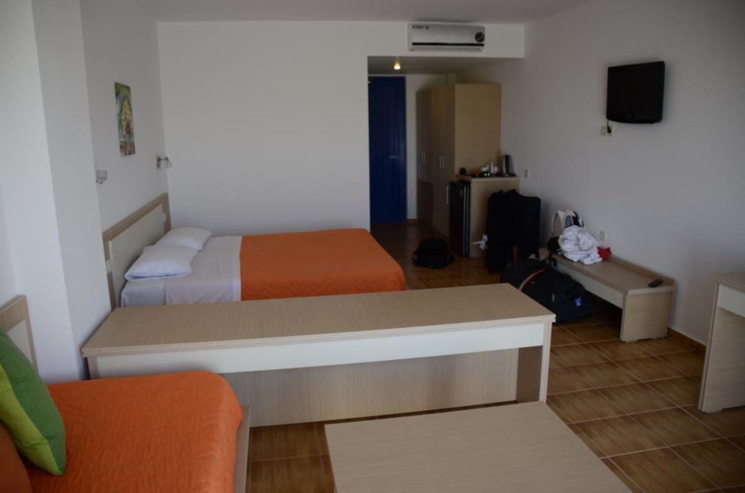 Unser  Zimmer Ekaterini Hotel