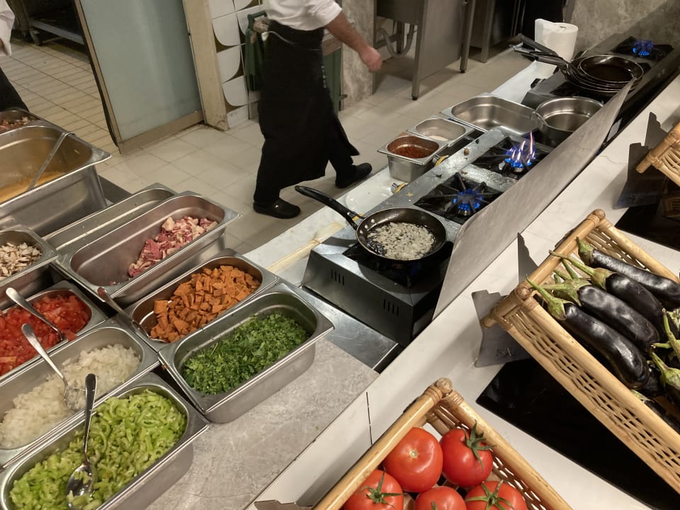 Gastro Xanadu Resort Hotel