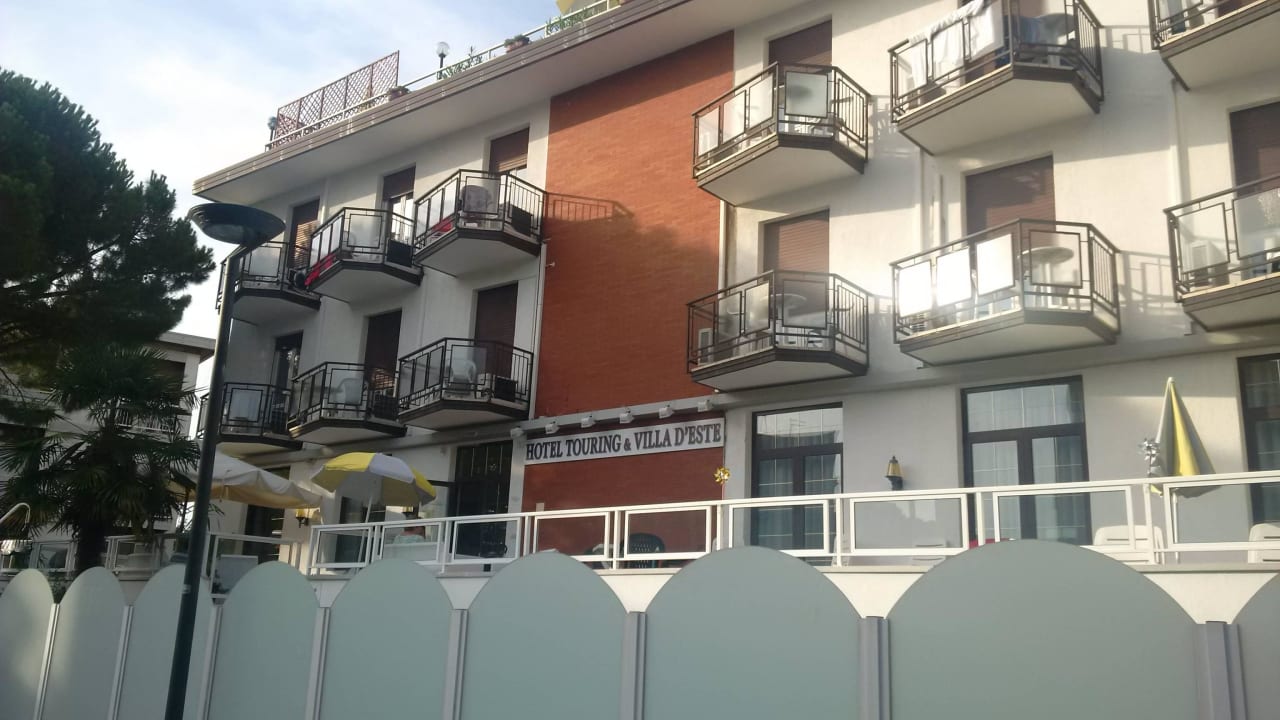 Aussen hui, innen pf Villa d'Este