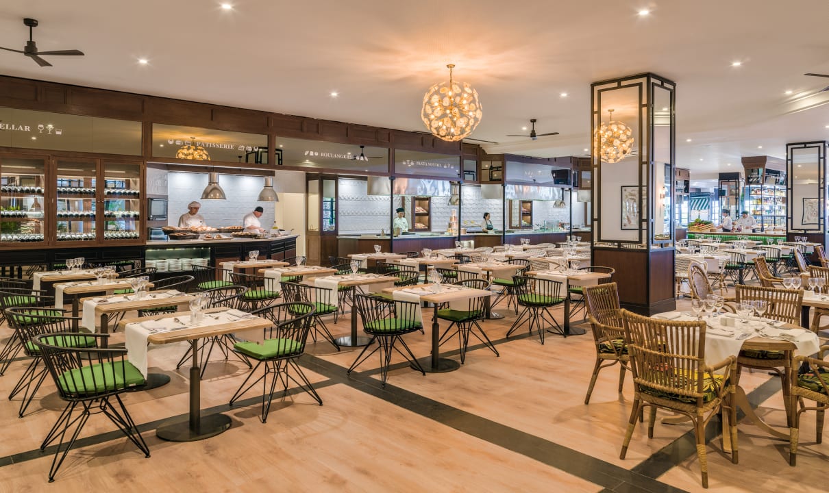 Restaurant H10 Rubicón Horizons Collection