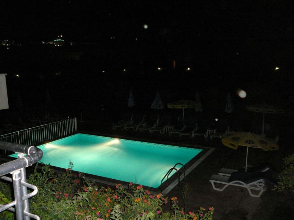 Kleiner Ruhepool Gardenia Hotel