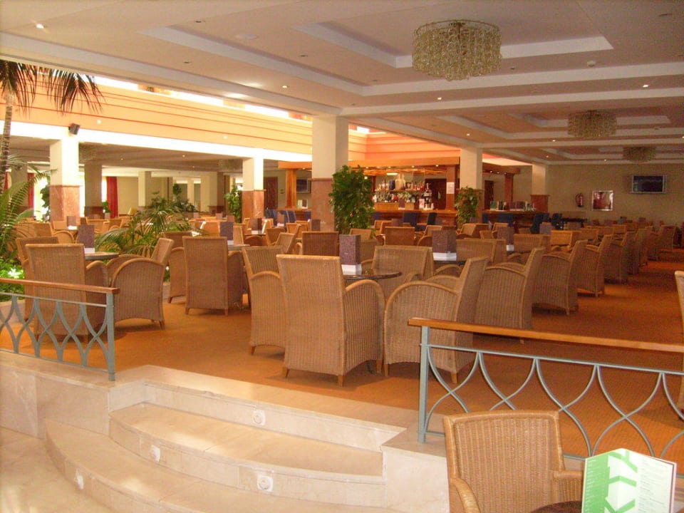 Lobby Valentin Sancti Petri