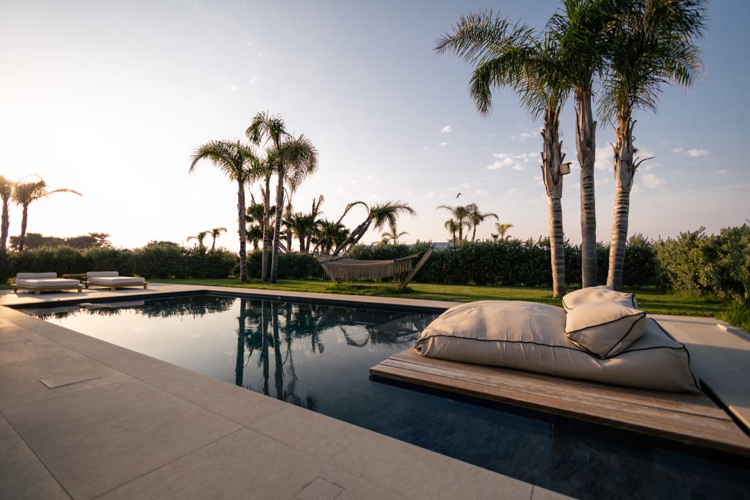 Pool TAF Villas Beach Resort with Tesla