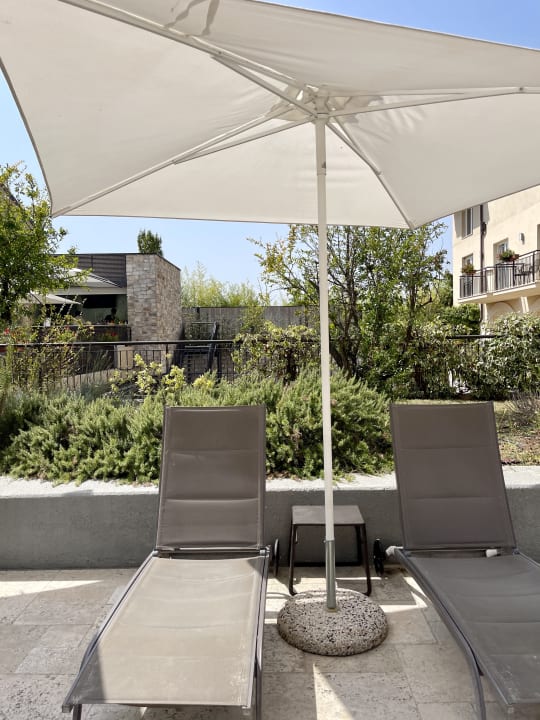 Pool Leonardo Hotel Lago di Garda – Wellness and Spa