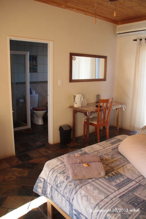 Zimmer 6 Guesthouse Anandi