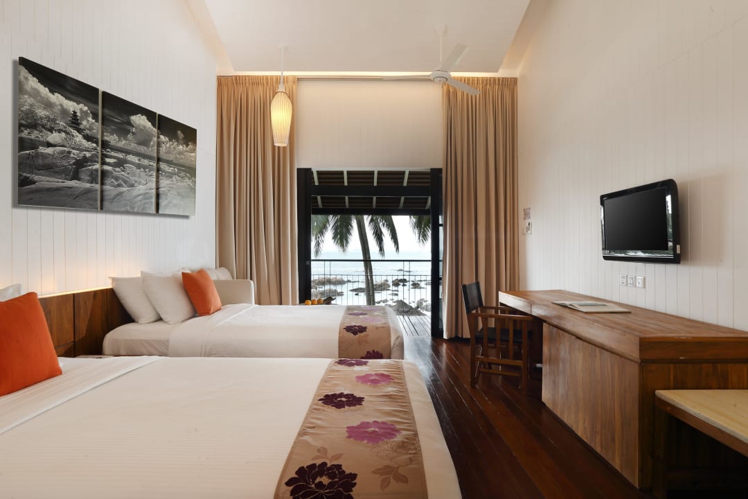 Riani Deluxe Twin Bed Turi Beach Resort