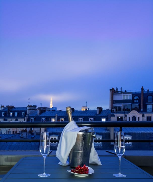 Vue de la terrasse dela Suite Hotel Ampère