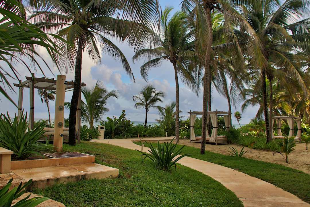 Gartenanlage Akumal Bay Beach & Wellness Resort