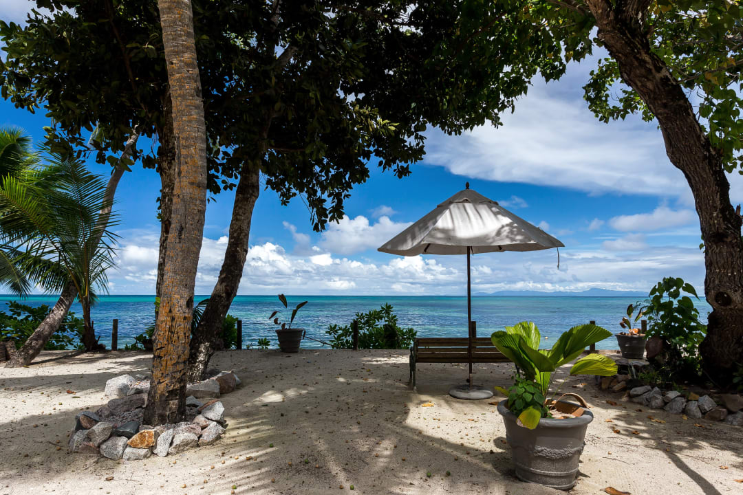 Ausblick The Coco de Mer Hotel & Black Parrot Suites