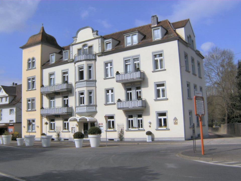 Hotel Straßenseite Laudensacks Parkhotel & Retreat