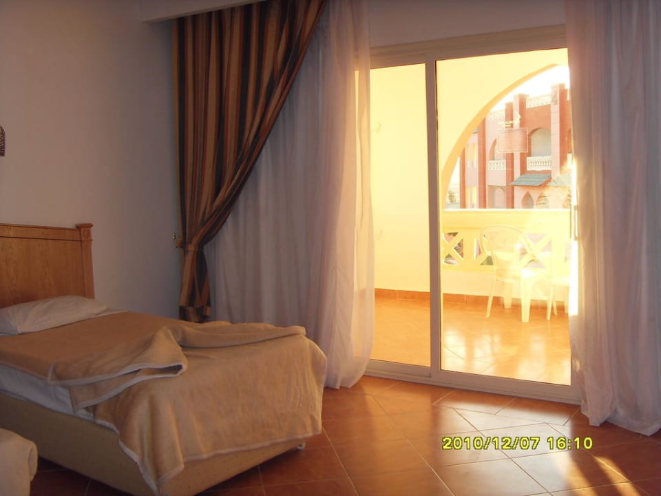 Вид  на балкон Pickalbatros Aqua Vista Resort - Hurghada