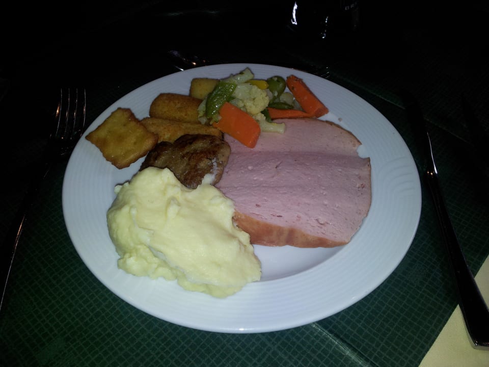 Bauernbüffet - große Auswahl, sehr lecker Hotel Crystal - Das Alpenrefugium