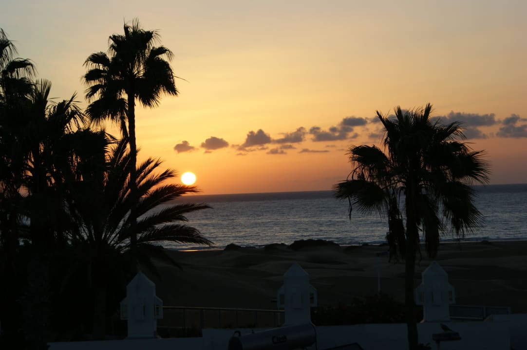 Sonnenaufgang vom Zimmerbalkon Hotel Riu Palace Maspalomas Adults Only