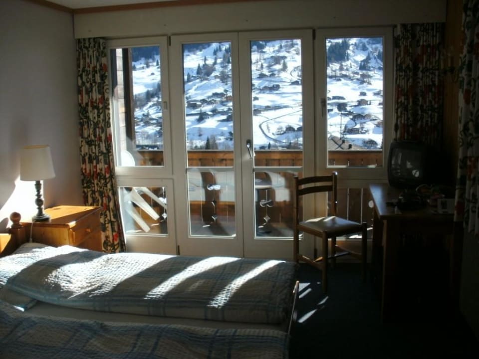Ausblick zum Balkon Jungfrau Lodge, Swiss Mountain Hotel