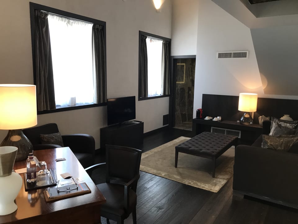 Zimmer Hyatt Centric Murano Venice
