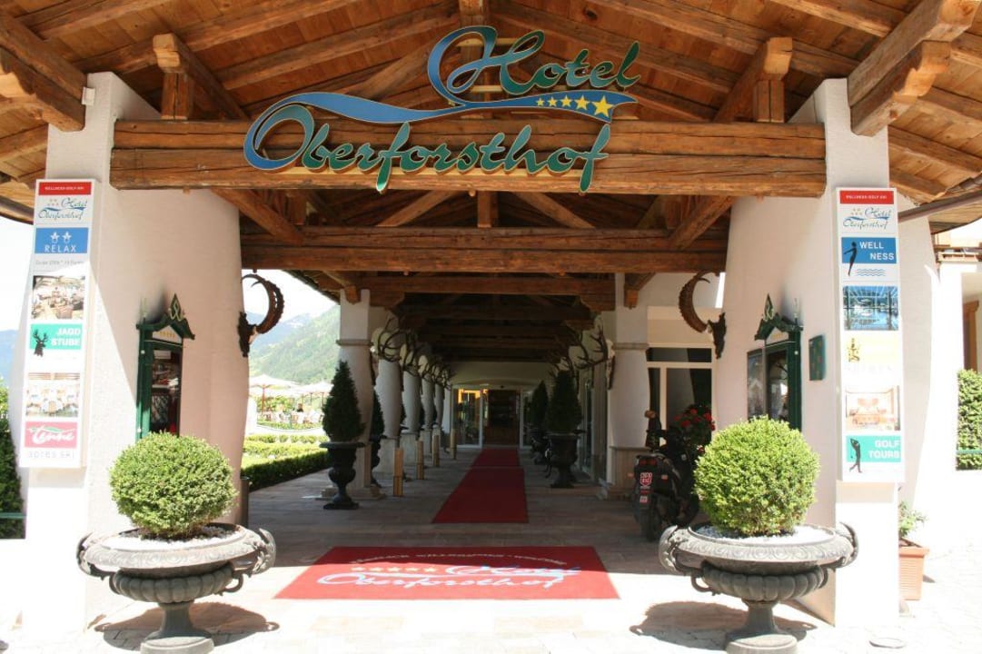Eingangsbereich Hotel Oberforsthof
