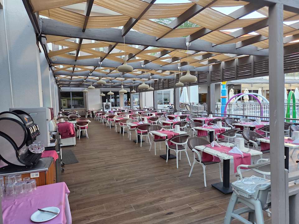 Außenansicht Side Story Resort & Spa