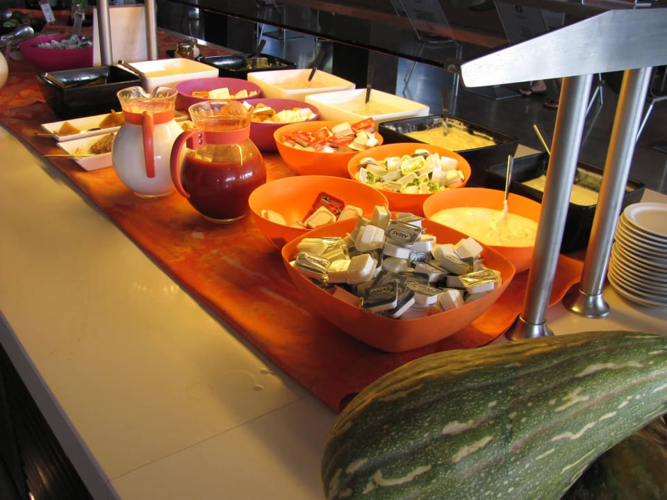 Frühstück R2 Romantic Fantasia Suites - Adults only