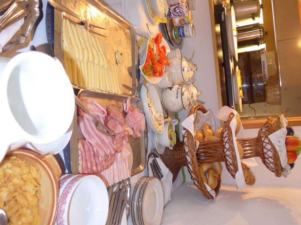 Teil des Frühstücksbuffets Frühstückspension Fidelsberger