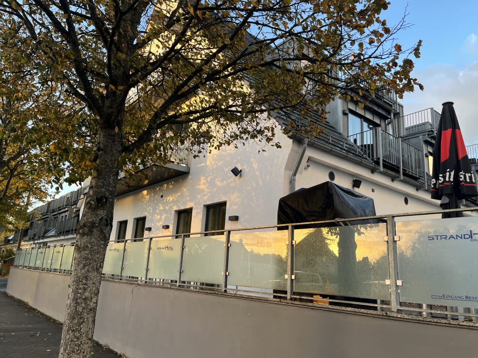 Außenansicht Strandhotel Dranske