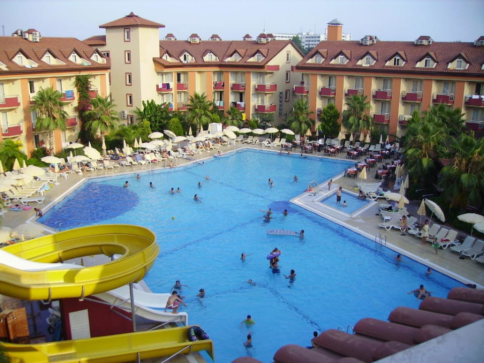 Der Pool Hotel Orfeus Park